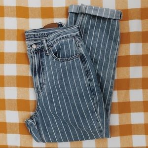 American Eagle Mom Jeans